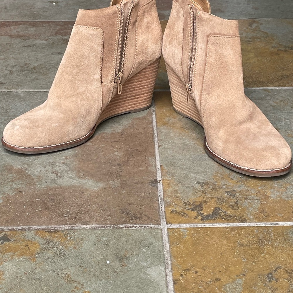 Lucky Brand Tan Ankle Booties with Suede Finish